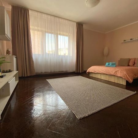Apartament Leya Lägenhet Deva Exteriör bild