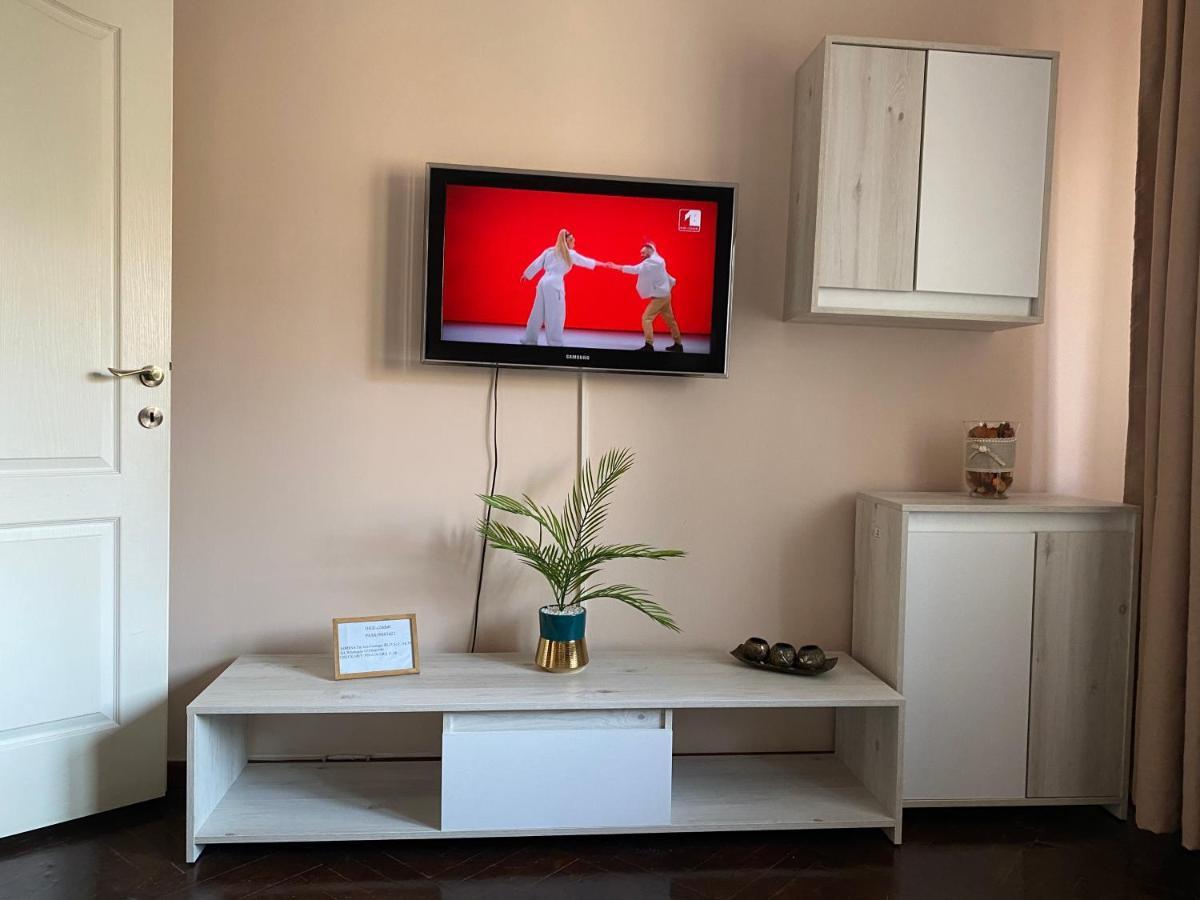 Apartament Leya Lägenhet Deva Exteriör bild