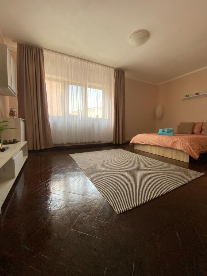 Apartament Leya Lägenhet Deva Exteriör bild